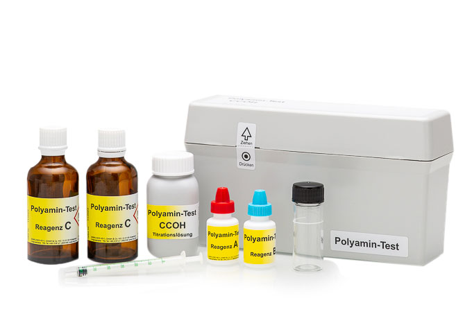 Test kit Polyamine CCOH CCOH Polyamine-Testbesteck, Detailaufnahme der Reagenzflaschen und Pipette, Messung von Polyamin-Gehalten