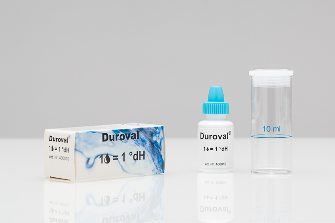 DUROVAL® 1 drop = 1 °dH Drop Count Titration Test DUROVAL® 1 Tropfen = 1 °dH Tropfenzähl-Test, Verpackung mit Zubehör zur Wasserhärtebestimmung
