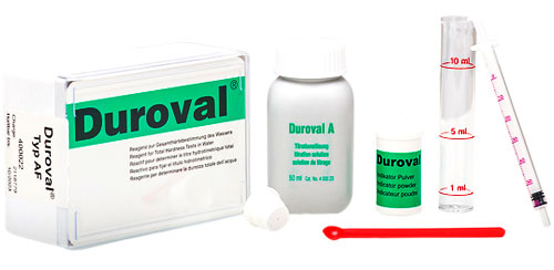 DUROVAL® AF Test kit 0-60 °f (Powder-Indicator) DUROVAL AF Testbesteck 0-60 °f, Frontansicht mit Messröhrchen und pulverförmigem Indikator